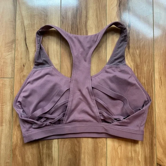 Fabletics Women's Sports Bra - Picture 2 of 3